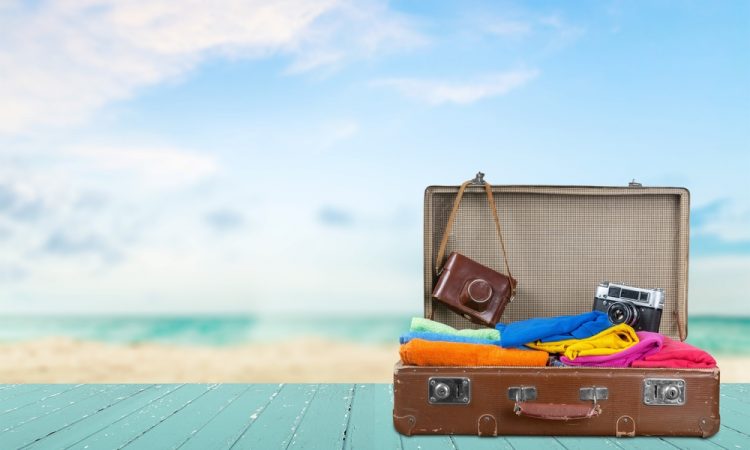 Money Saving: Holiday Travel Tips for Your Next Getaway